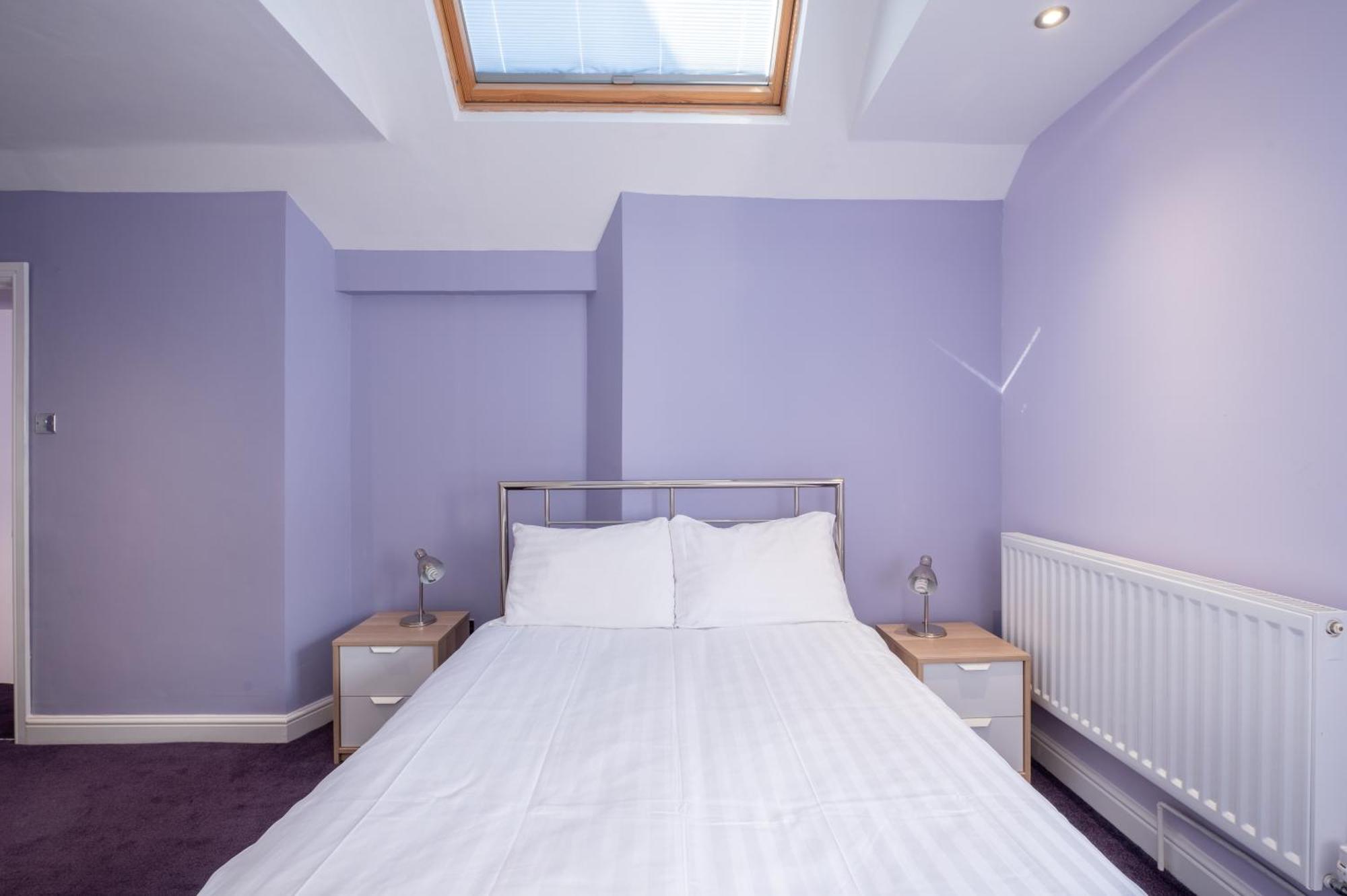 Tenby Town Centre Romantic Retreat Apartment For 2 Eksteriør billede